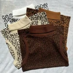 تاپ یقه اسکی پلنگی